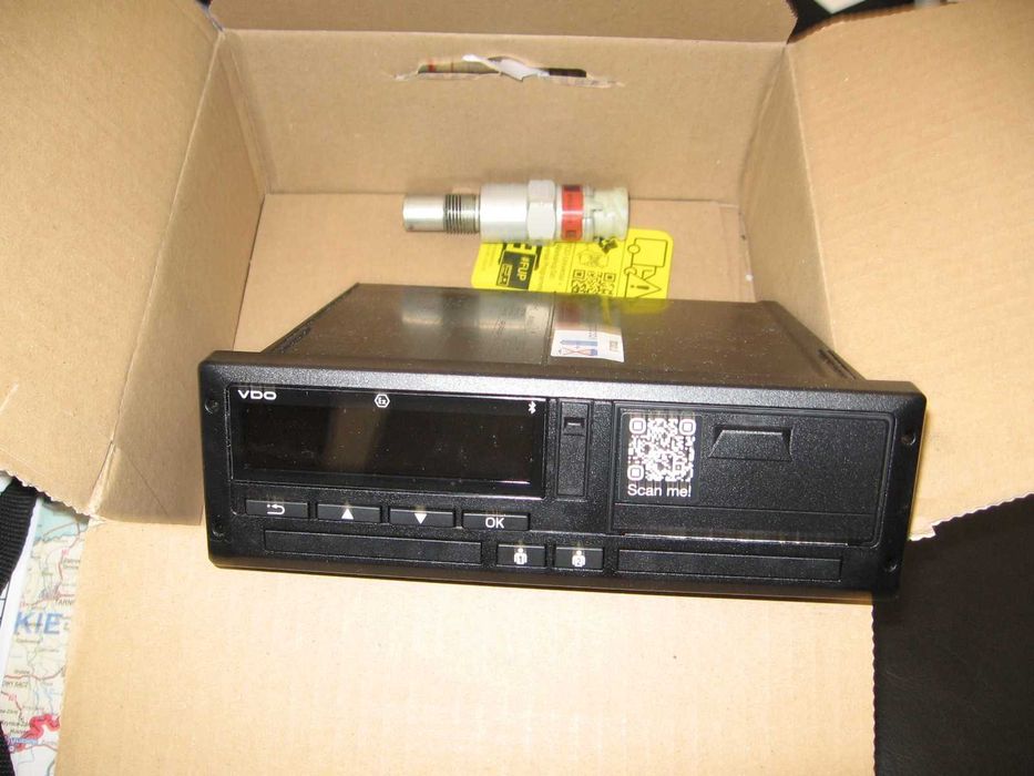 Tachograf   4,1 + impulsator   Scania