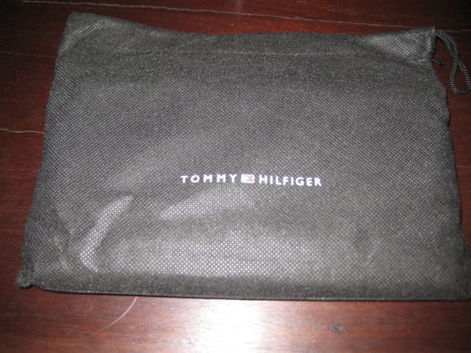 Porta moedas Tommy Hilfiger - Novo!