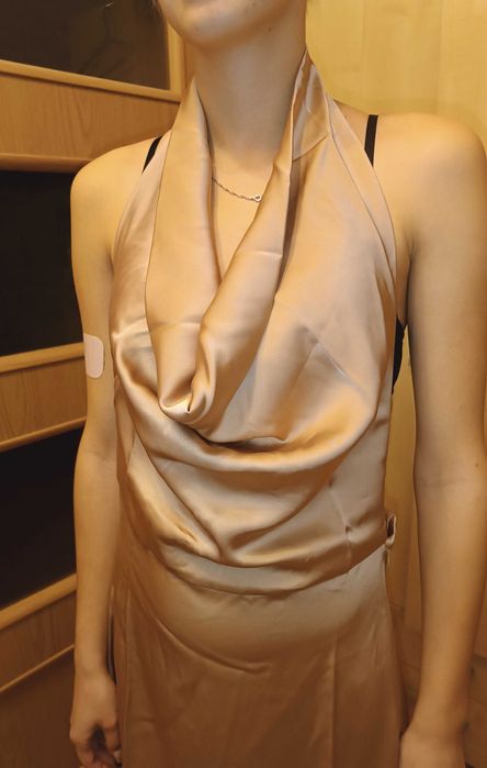 Sukienka nowa rozm M odkryte plecy dekolt woda