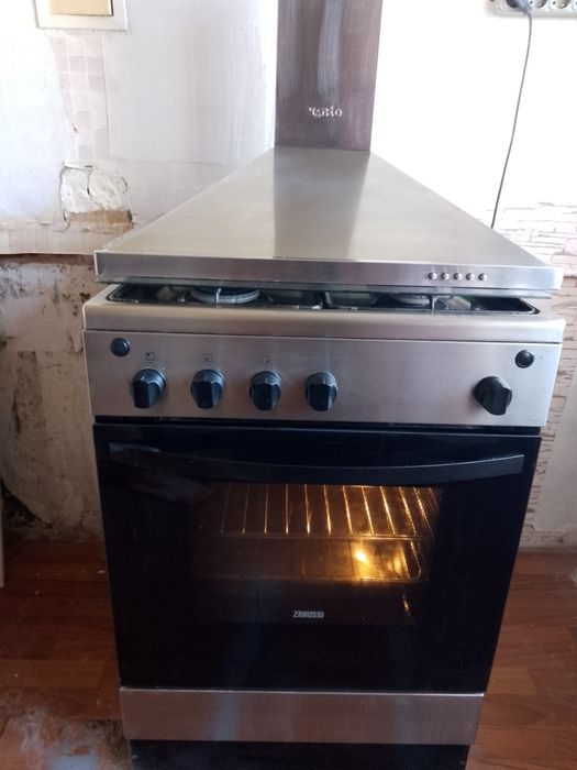 Продается газовая плита