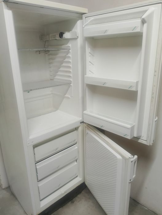 Срочно Продам холодильник