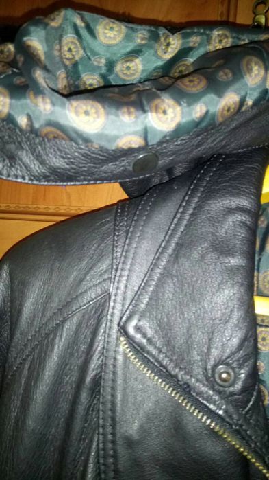 Куртка-кожа, черная