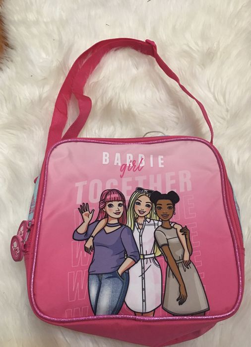 Lancheira para a Escola da Barbie