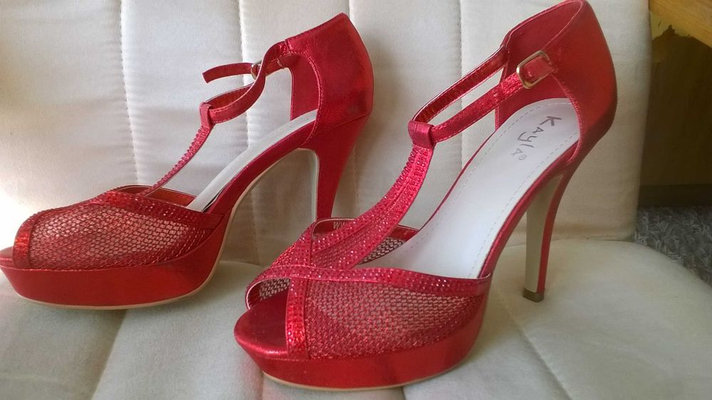 Czółenka na słupku " 40 " " Kayla"