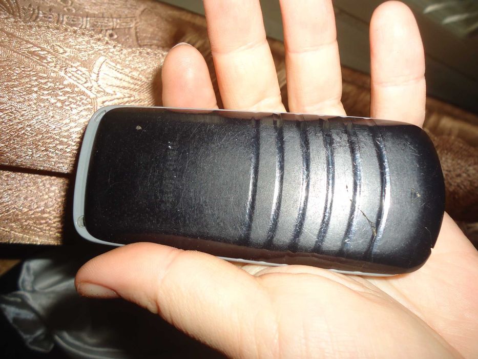 телефон кнопочный