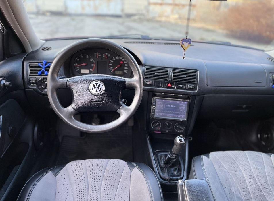 Продам Volkswagen Golf