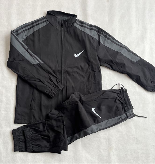Костюм Nike кофта+штани гарний метеріал