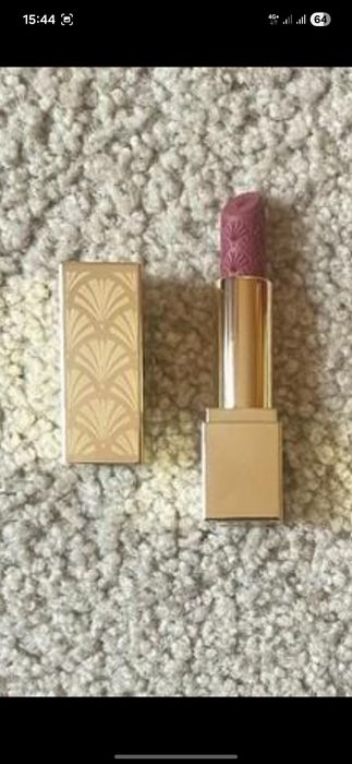 Помада  Estee Lauder. Оригинал.