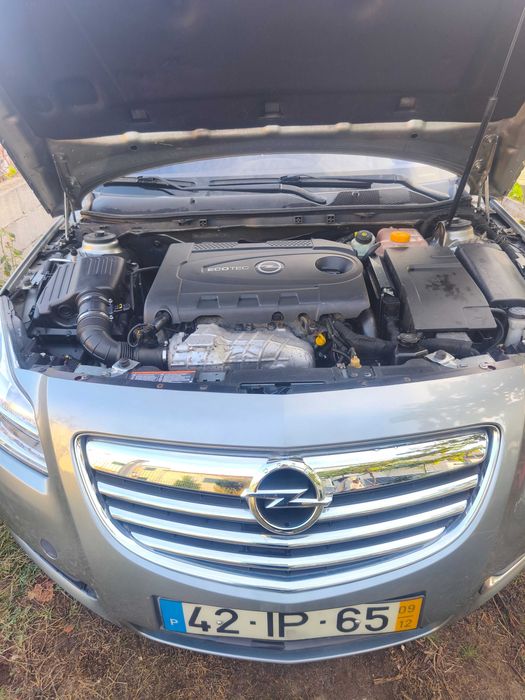 Vendo Opel Insignia - Excelente Estado - Revisão Geral Feita