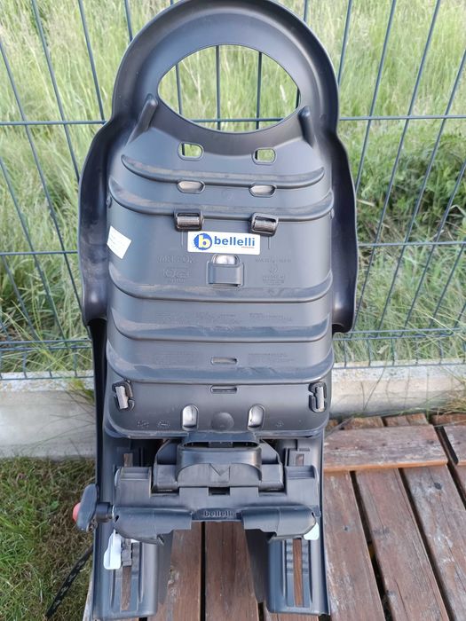Fotelik rowerowy na bagażnik Bellelli MR FOX 22 kg / regulowane oparcie