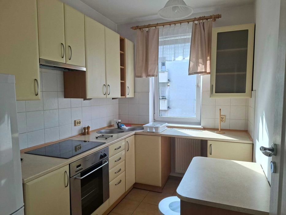 Mieszkanie 44 m² + balkon, 2 pokoje, 2. piętro, ul. Głowackiego (Kraków, dz. Krowodrza/Bronowice) - do wynajęcia (ENGLISH - below)