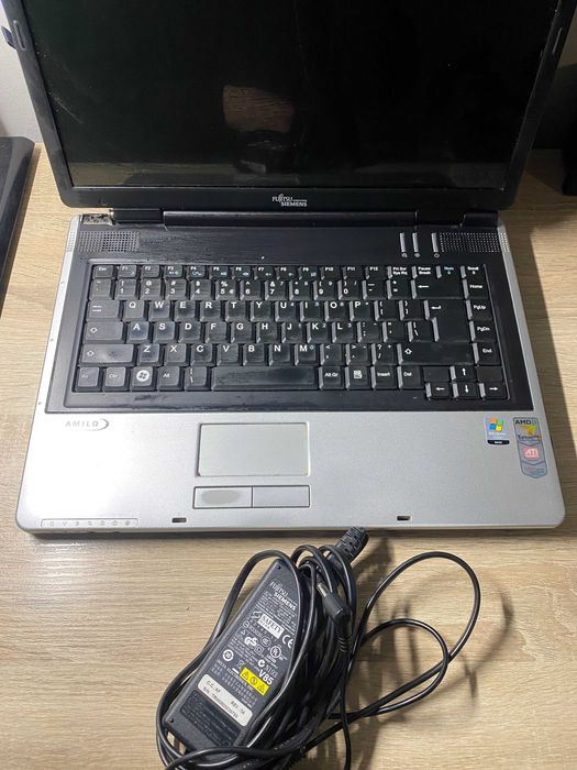 Laptop Fujitsu-Siemens Amilo Pi2512 Intel Pentium