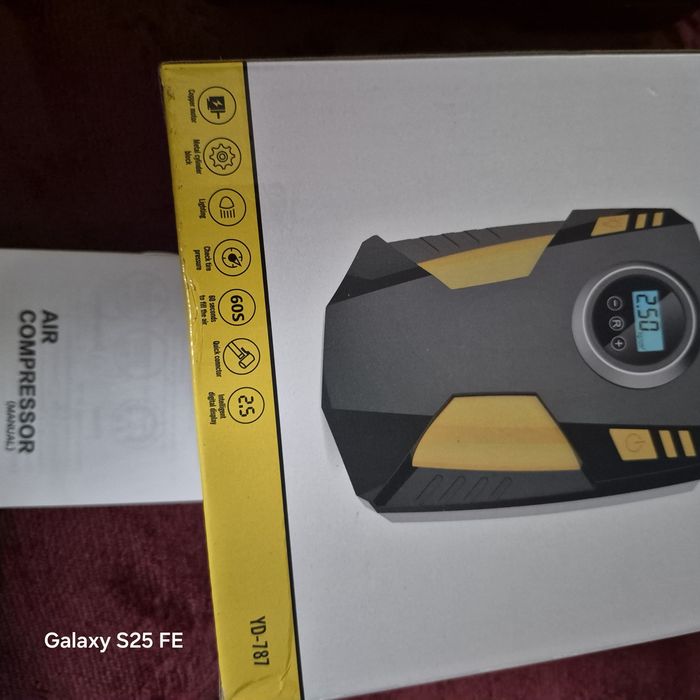 Kompresor samochodowy 12V pompka samochodowa LED cyfrowa 150 PSI NOWA