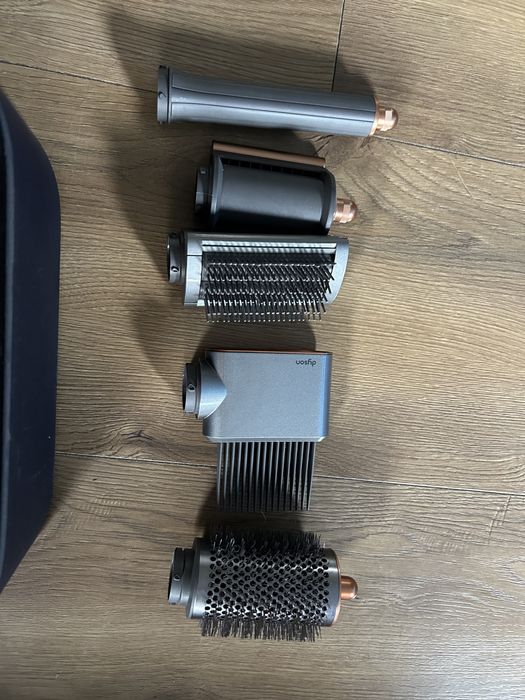 Multistyler Dyson Airwrap i.d.™ Straight+Wavy Błękit pruski/Miedź