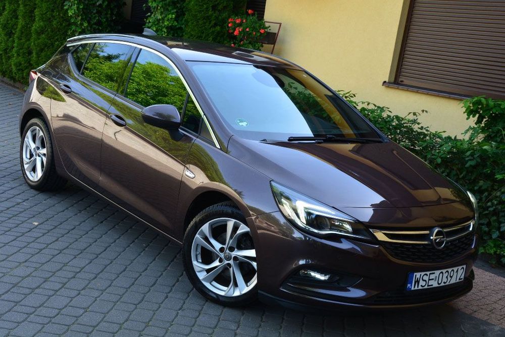 Opel Astra 1.4 Turbo 150KM LED Nawigacja Czujniki Parkowania Klimatronic Alu