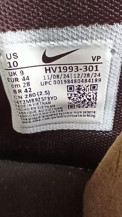 Кросівки Nike KD 18. Розмір 44 міняю на 45.