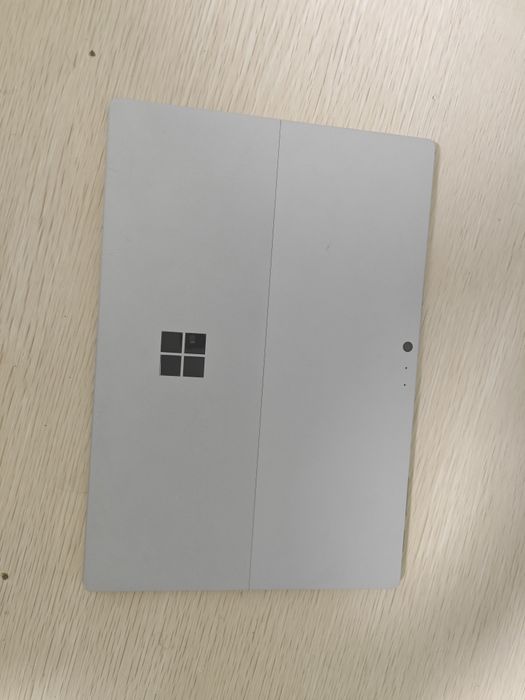Планшет/ноутбук Microsoft surface pro 5, intel i5,8/256