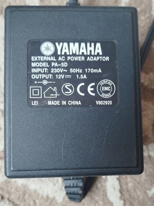 Синтезатор Yamaha PSR 550