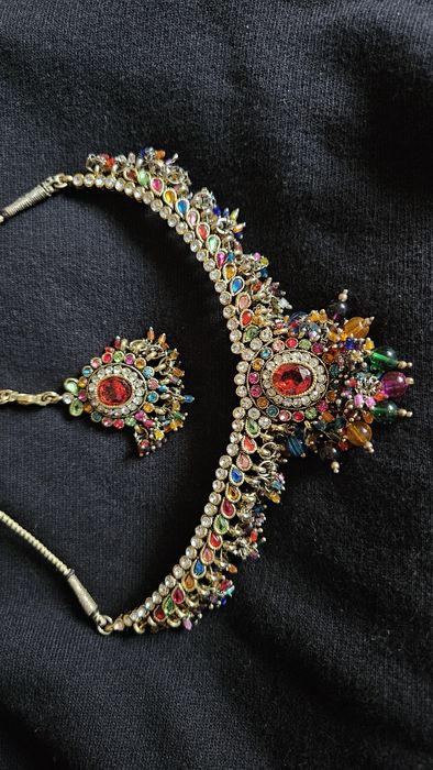 Colar colorido -Bijutaria