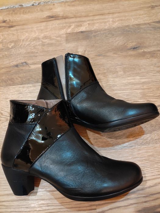 Модные Ботільони/кожа/37/23.5-24 см женская Модная обувь взуття