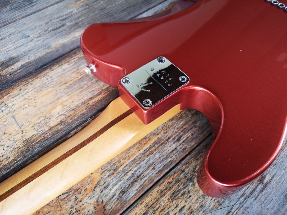 Fender Telecaster Player Plus com ponte Piezo AST Fishman Powerbridge