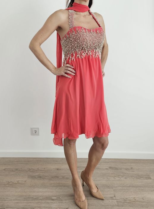 Vestido de cerimónia com pedraria nr. 36