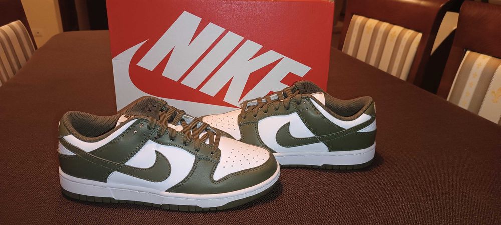 (r. Eur 39 - 25 cm) Nike Dunk Low Medium Olive DD1503,-120