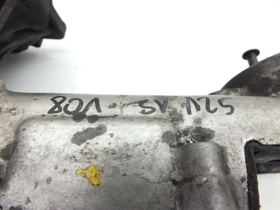 Peugeot Sv 125 wał korbowy z karterami