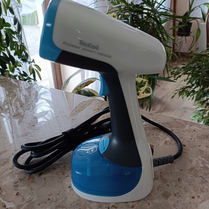 Parownica do ubrań Tefal