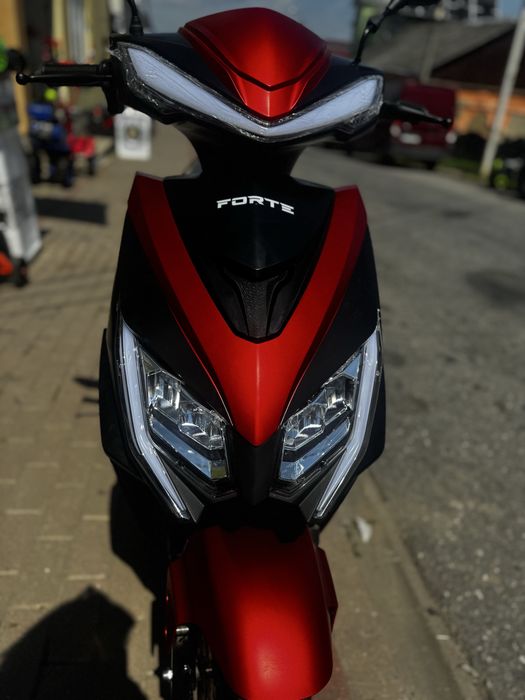 Електроскутер Forte Leon PRO 2500W Літій-іонний 72В/32Аг
