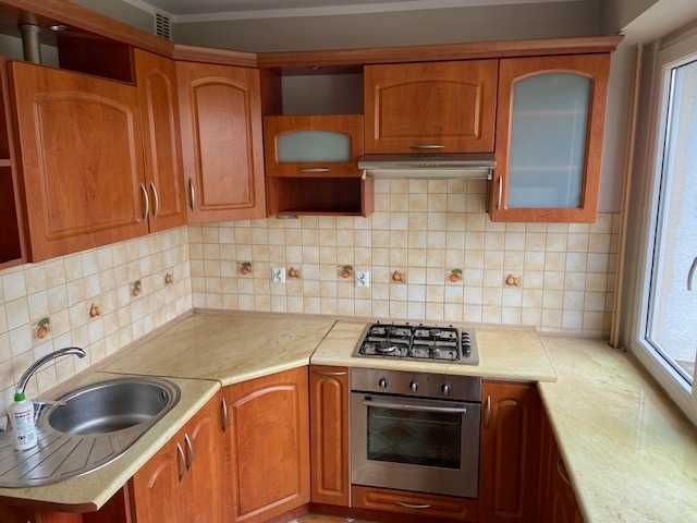Mieszkanie do wynajęcia w centrum  Kutna przy ul. Oporowskiej 9. 40m2., II piętro, 2 pokoje