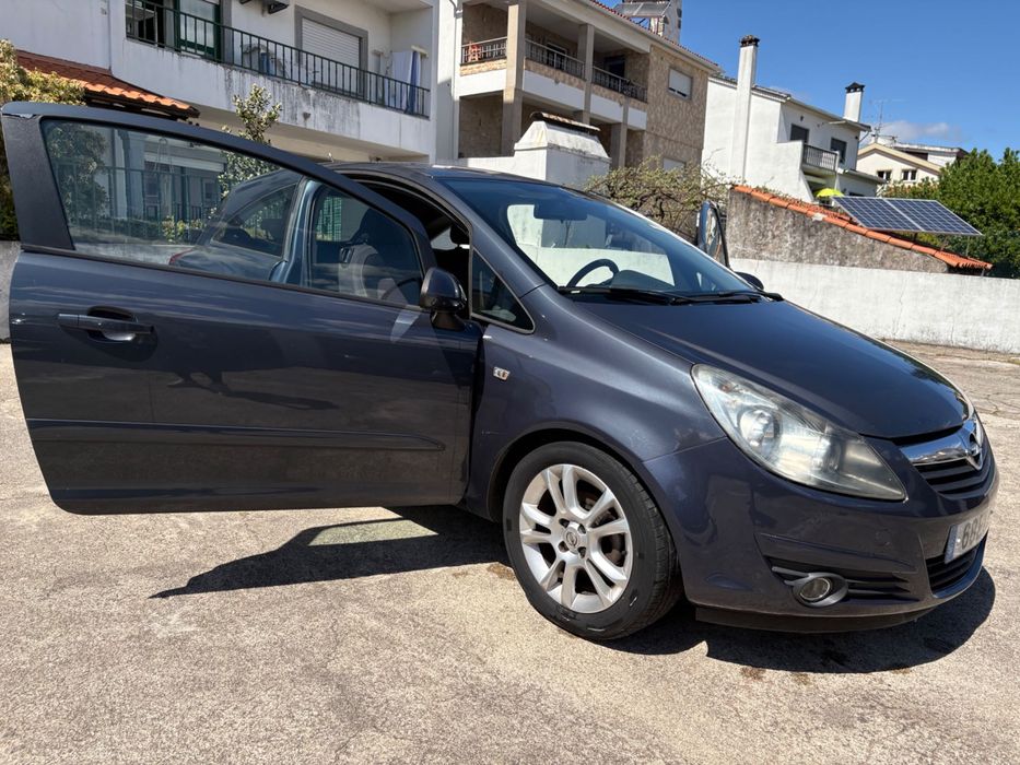 Opel Corsa 1.2 Gasolina (2007)
