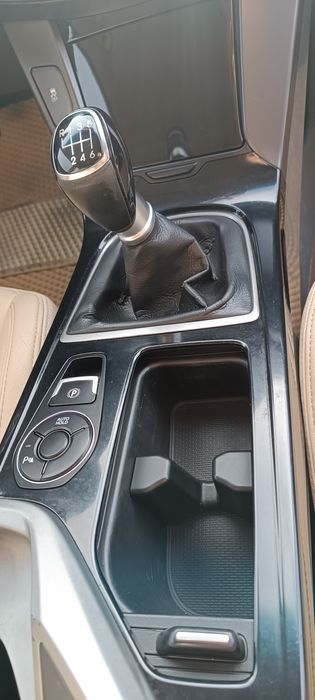 Хендай І40 2013  1.7 дизель механічна коробка передач