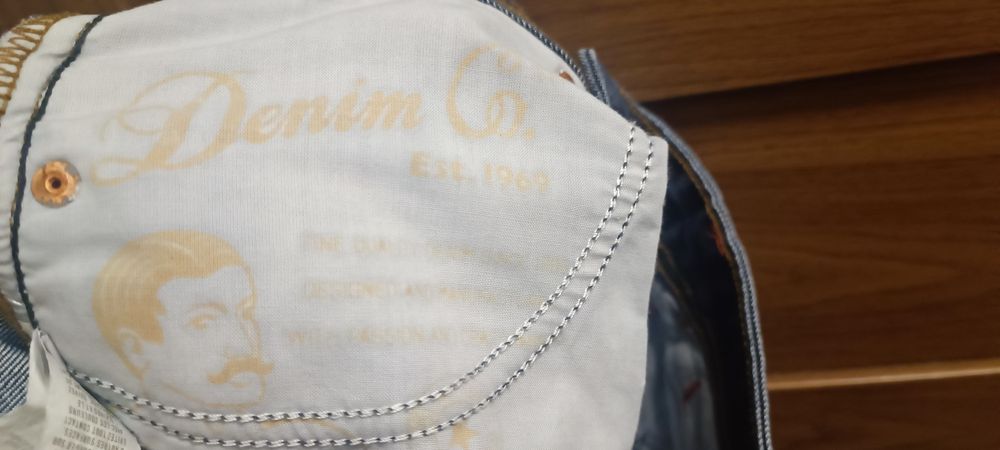 DenimCo Granatowe Spodenki Jeansowe S/36