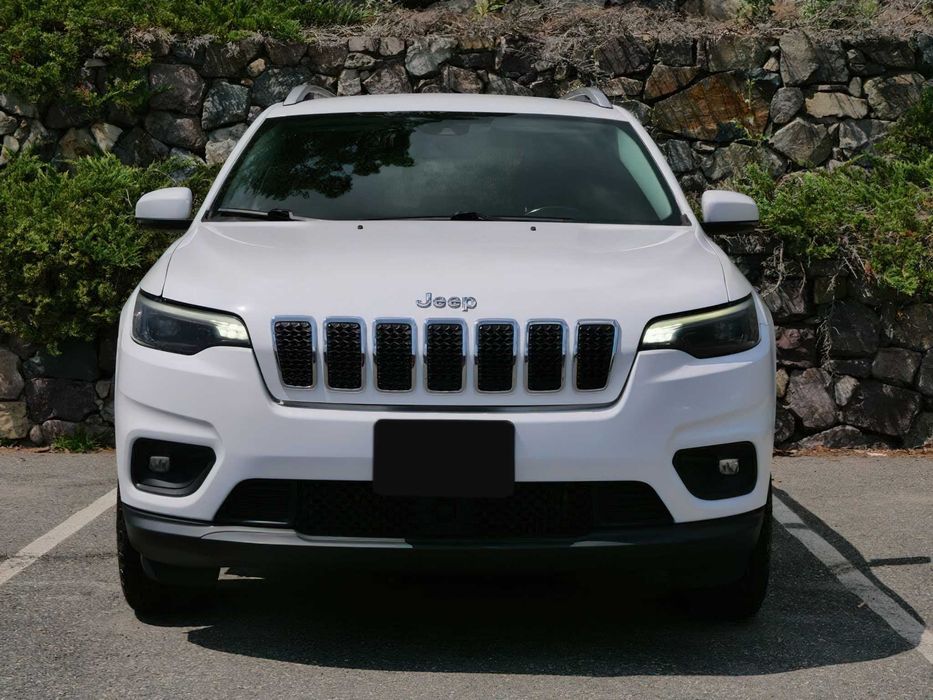 Jeep Cherokee Latitude Plus 4x4      2021