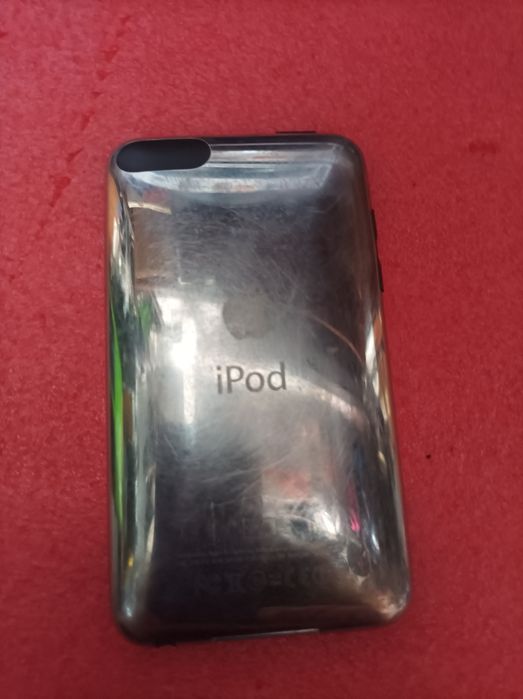 Устройство I-pod для прослушивания музыки