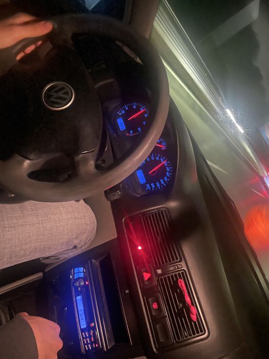 Golf 4 IV 2001 rok 1.6 benzyna +LPG trzydrzwiowy
