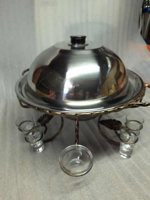 Продам садж кованый лучший подарок +щипцы +крышка.