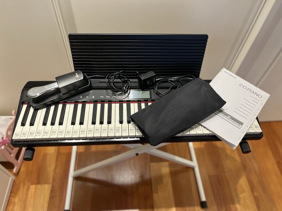 Piano Roland Go Piano