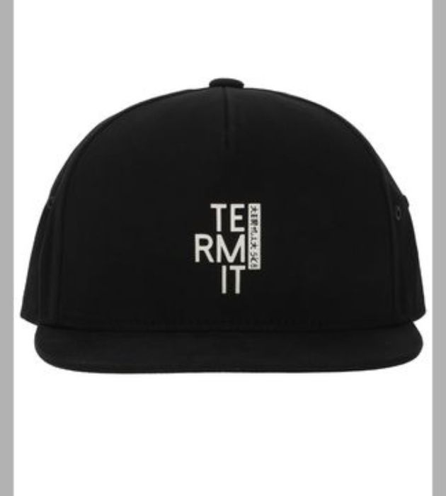 бейсболка    T E R M I T