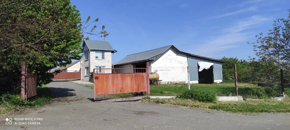 Продам складські приміщення