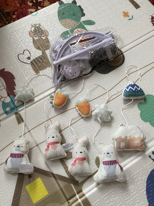 Дитячий мобіль в ліжечко