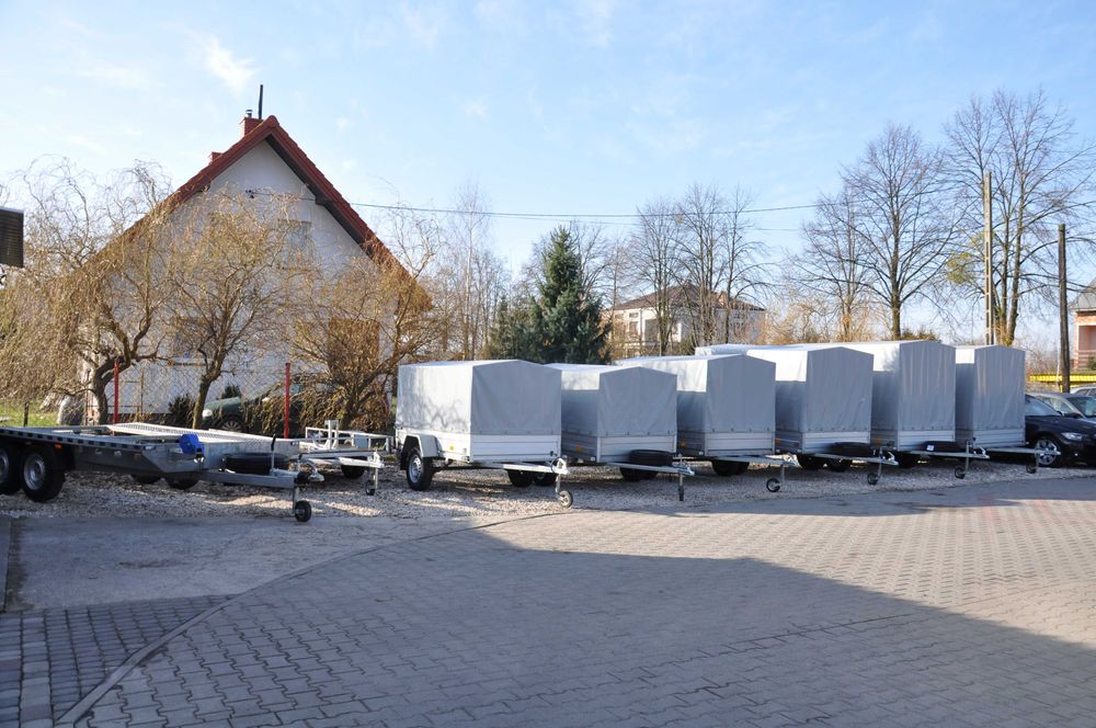 Wypożyczalnia wynajem przyczep lawet autolawet Busów Sopmar