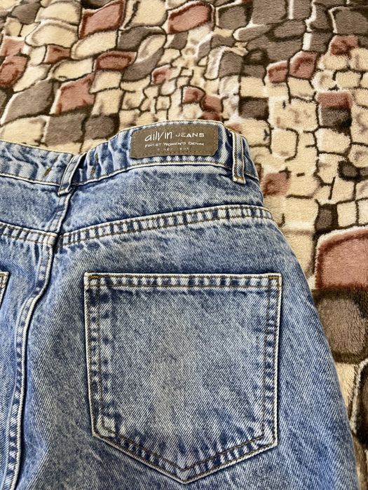 Джинси жіночі