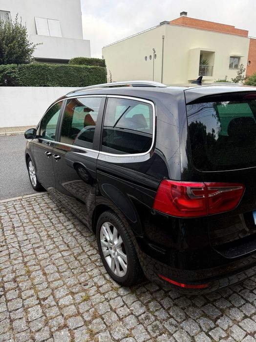 SEAT Alhambra 2.0 TDI 140cv | 7 Lugares | Teto Panorâmico | 2011
