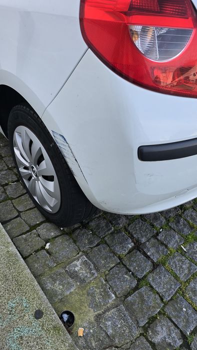 Renault Clio comercial 2008 1.5Cdi
Mês maio