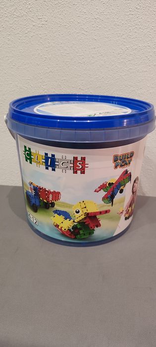 Klocki clics w wiaderku 8w1