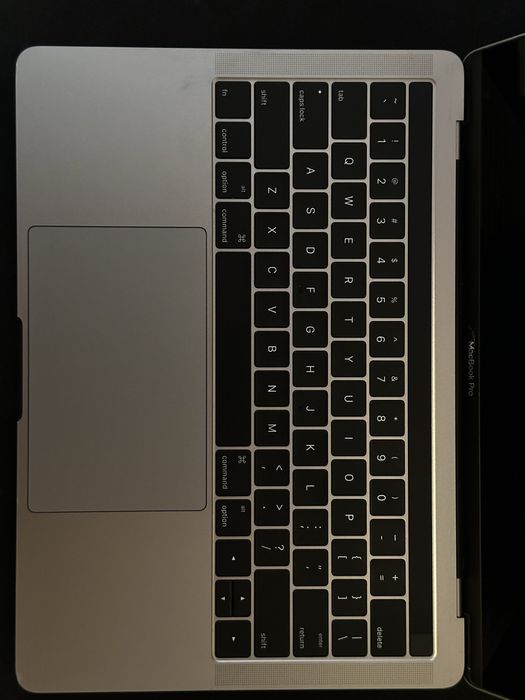 Ноутбук Macbook pro 13 2016 8/256
