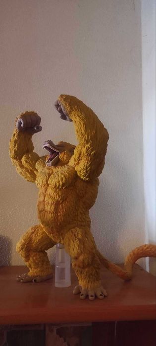 Estátua Dragonball Golden Oozaru