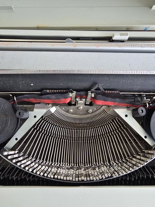 Máquina escrever contessa 2